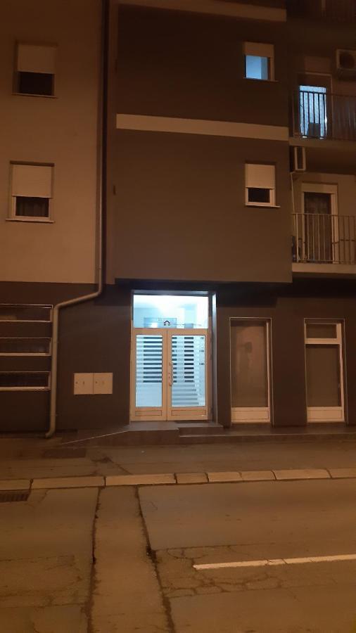 Ferienwohnung Apartman Luna Valjevo Exterior foto